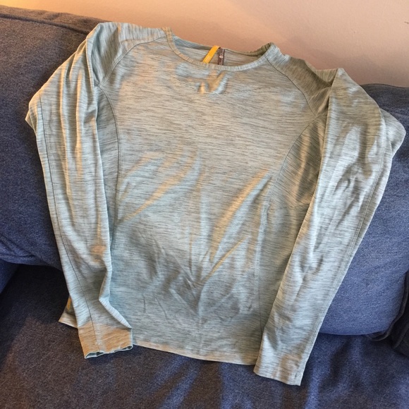 LOLË Long Sleeve Crew - Picture 1 of 5